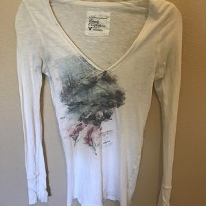 Long sleeve American Eagle shirt